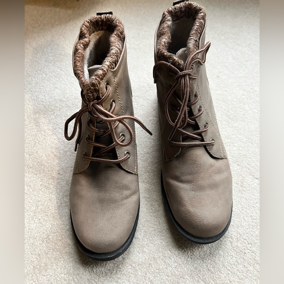 Boots - Picture 2 of 2